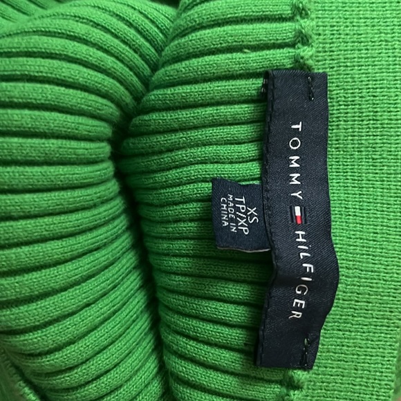Tommy Hilfiger Sweater - Picture 7 of 7